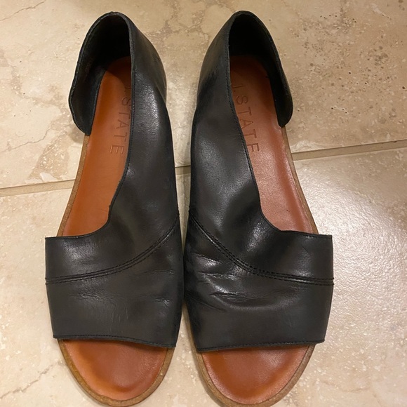 1. State Shoes - 1 State sandals
